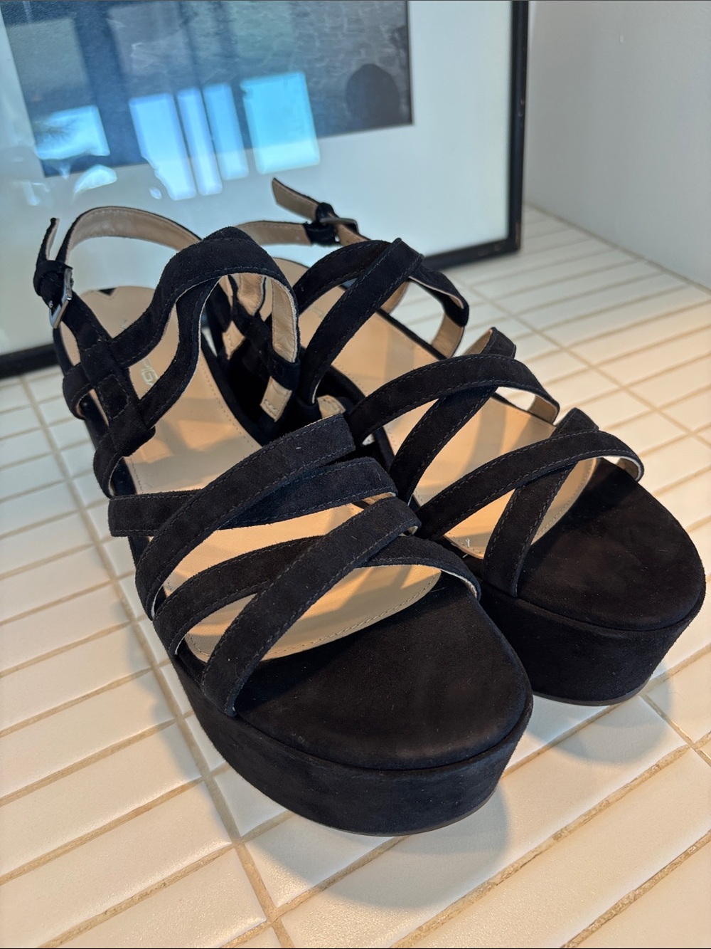 Via Spica NIB Black Strappy Platform Sandals - Women's Suede Wedge Sz 9